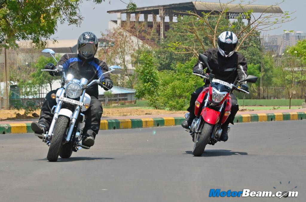Suzuki Inazuma vs Hyosung Aquila 250 Review Suzuki Inazuma vs Hyosung Aquila 250 Review