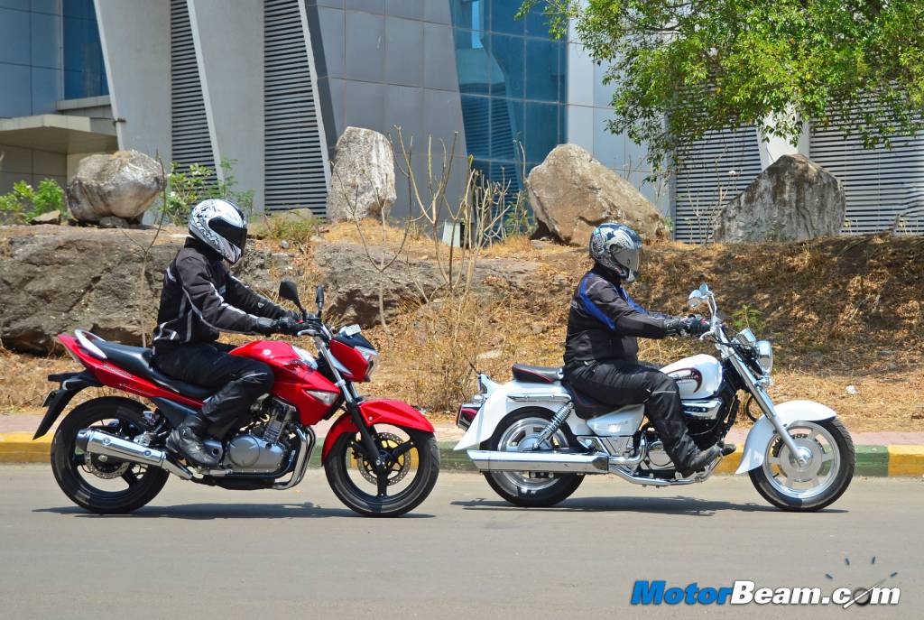 Suzuki Inazuma vs Hyosung Aquila 250 Test Ride Review Suzuki Inazuma vs Hyosung Aquila 250 Test Ride Review