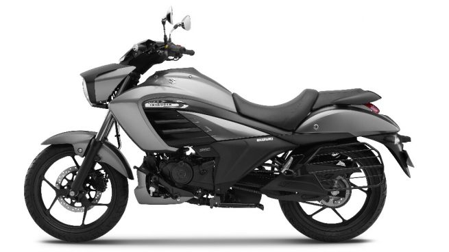 Suzuki Intruder 150 Side