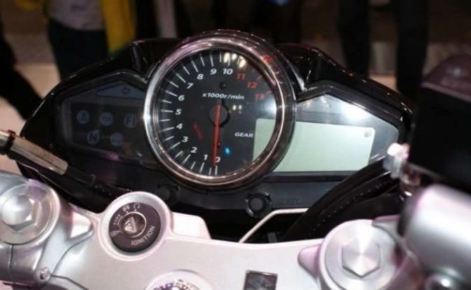 Suzuki_GW250_Speedometer