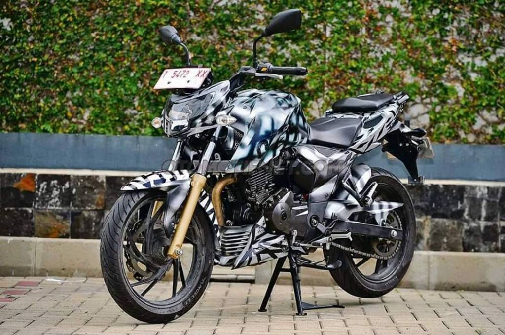 TVS Apache 200 4V