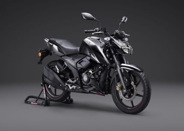TVS Apache RTR 160 4V Black Edition Price