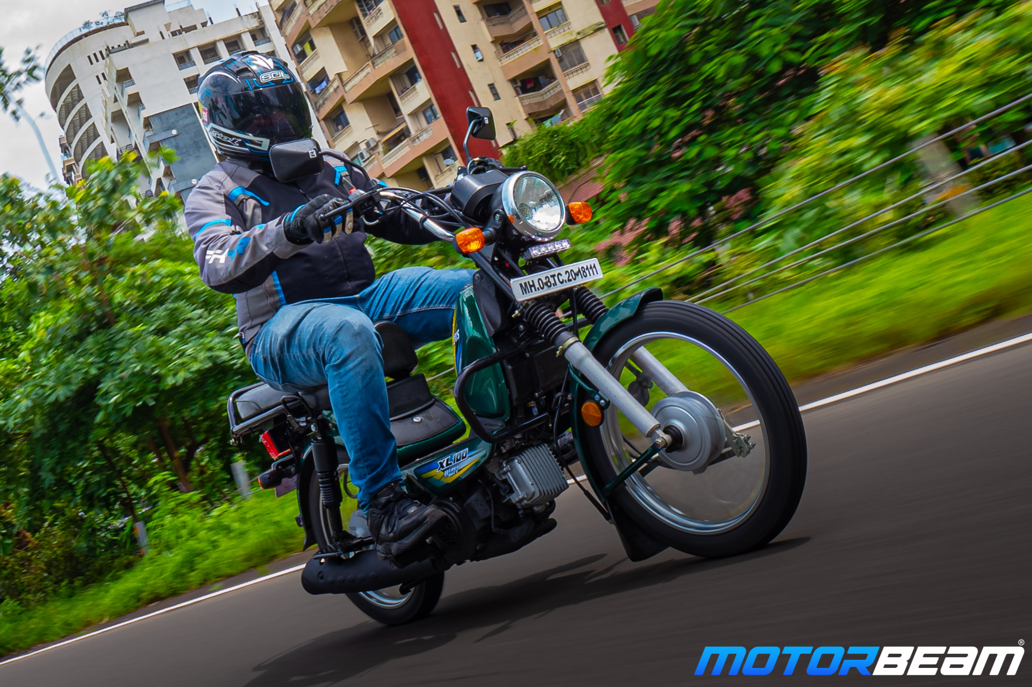TVS XL 100 Heavy Duty Review 4