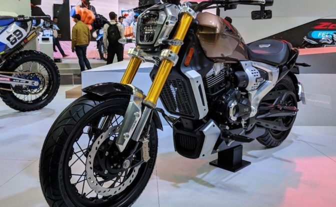 TVS Zeppelin R Front