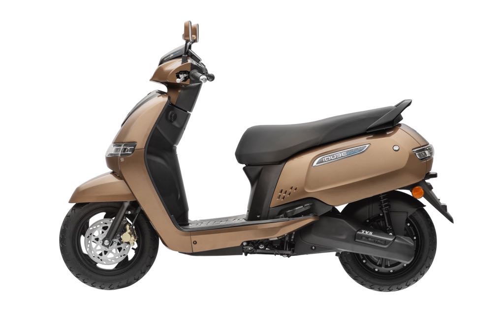TVS iQube 2.2 Side