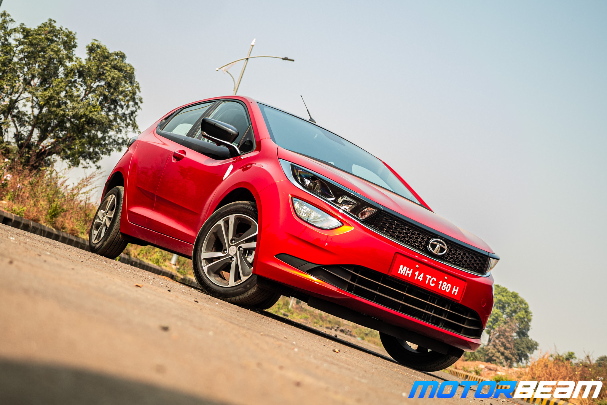 Tata-Altroz-Turbo-10