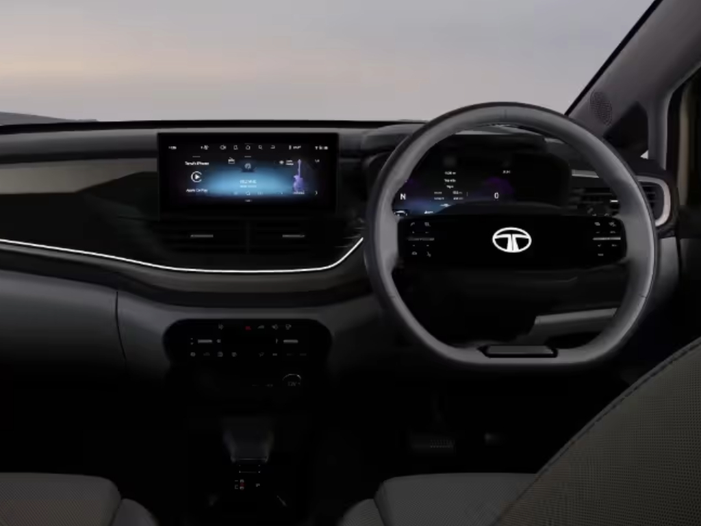 Tata Altroz interior