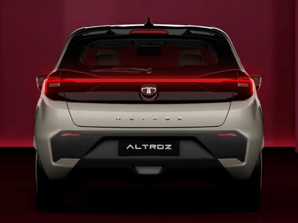 Tata Altroz rear