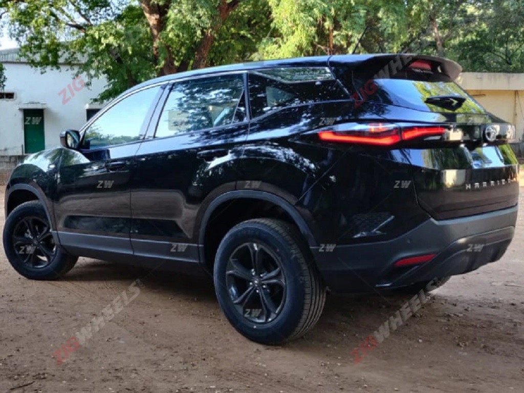 Tata Harrier XT Dark Edition Rear