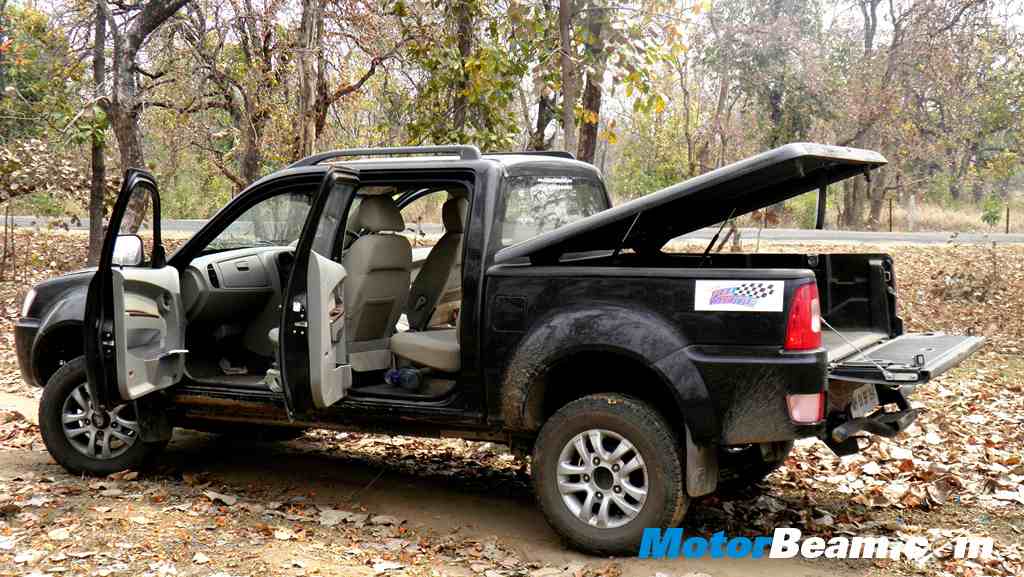 Tata Jungle Experience Xenon side