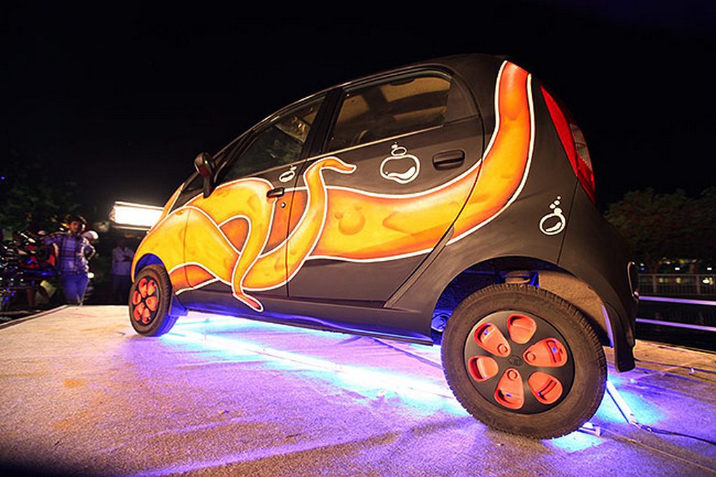Tata Nano Art Side