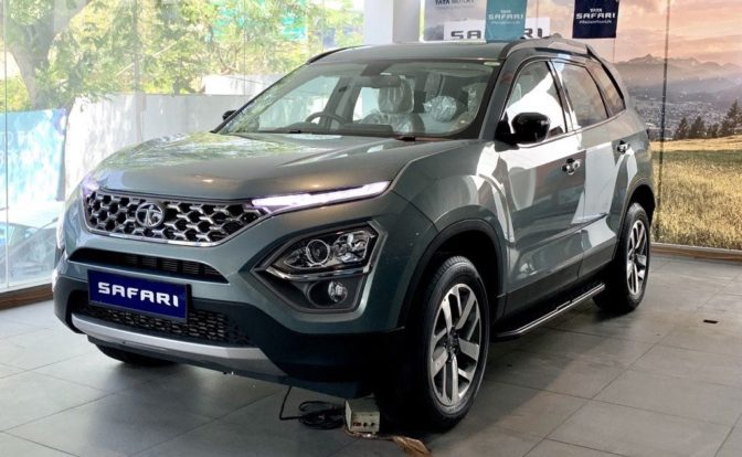 Tata Safari Tropical Mist