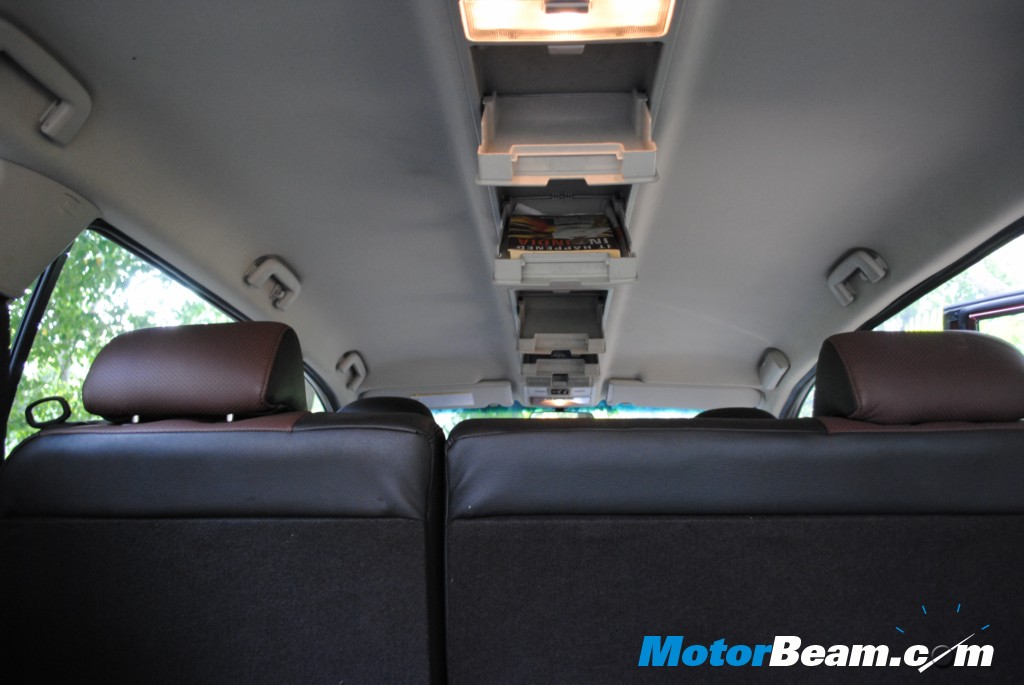 Tata_Aria_Overhead_Storage