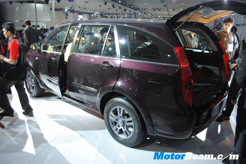 Tata_Aria_Side
