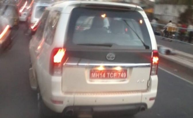 Tata Safari Storme Spied