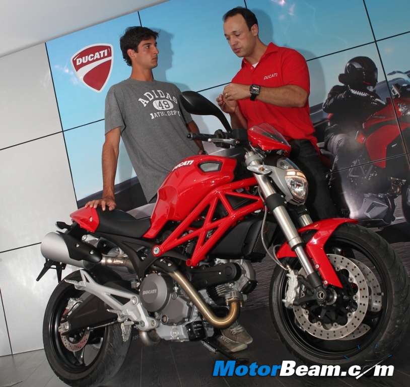 Thomaz_Bellucci_Ducati_Monster Thomaz_Bellucci_Ducati_Monster
