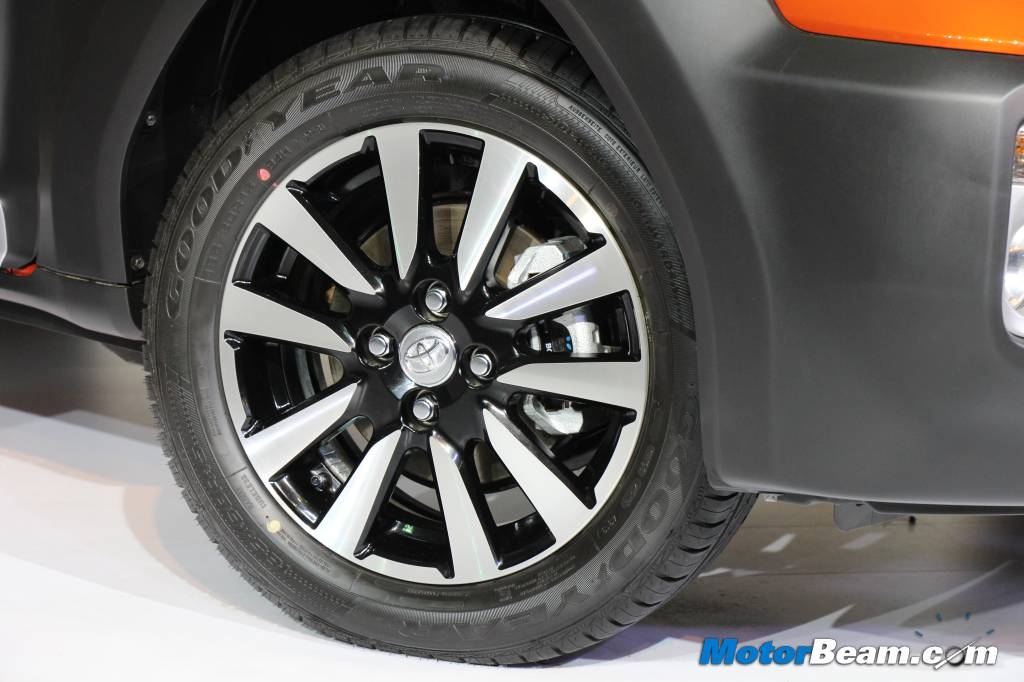 Toyota Etios Cross Diamond Alloy