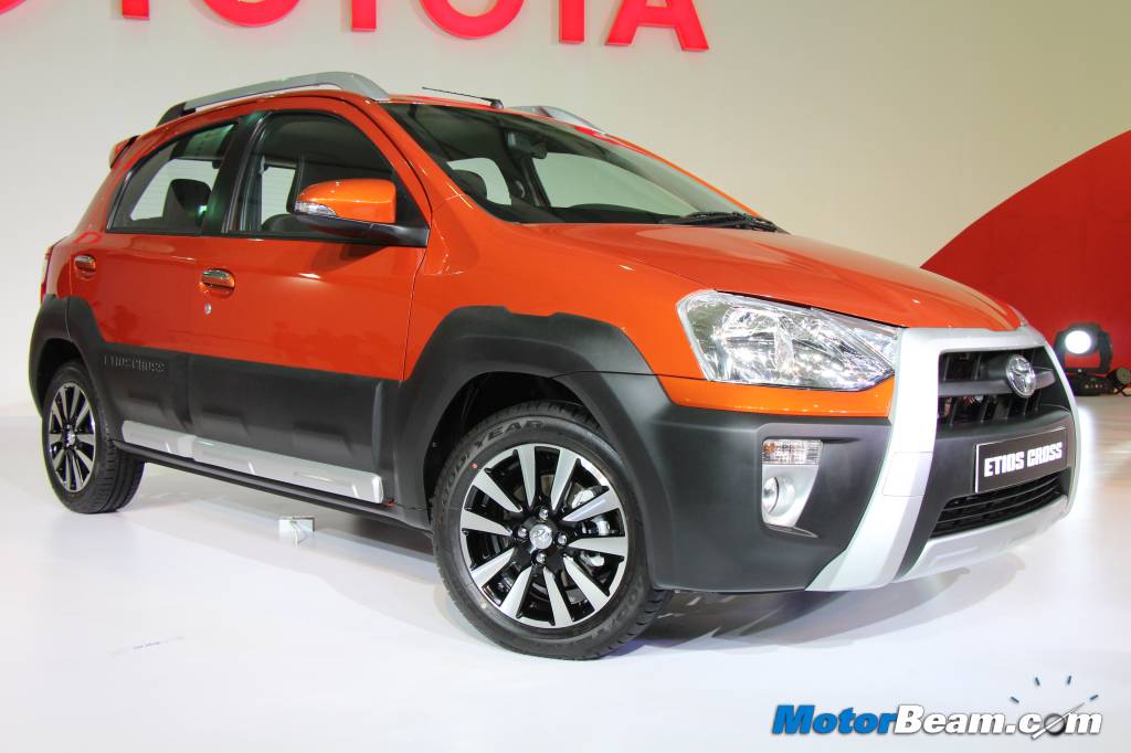 Toyota Etios Cross Front