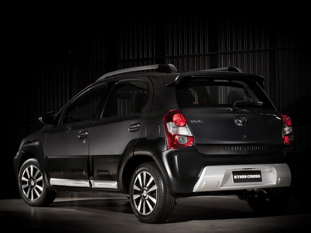 Toyota Etios Cross Rear