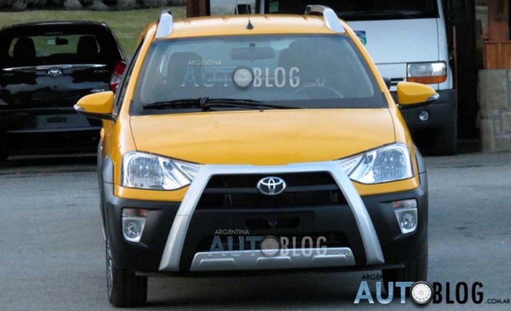 Toyota Etios Liva Cross