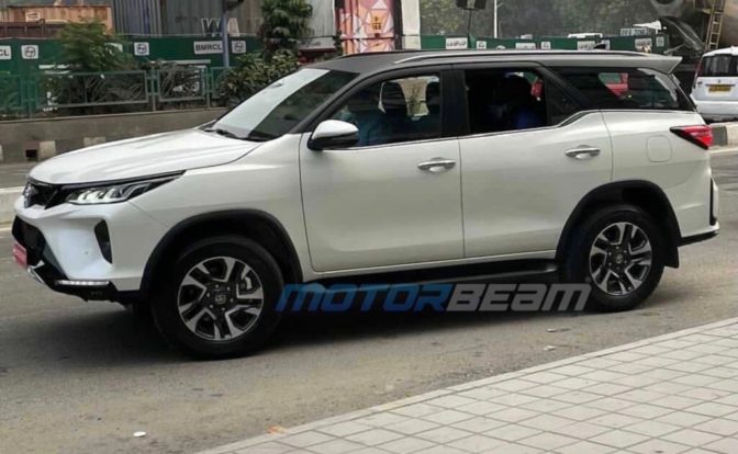 Toyota Fortuner Legender Spotted Side