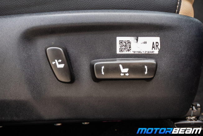 Toyota-Innova-Crysta-BS6-12