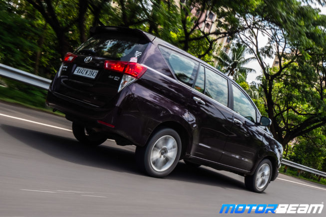 Toyota-Innova-Crysta-BS6-30