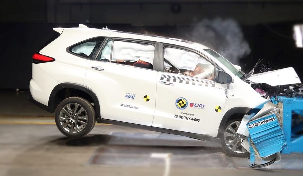 Toyota Innova HyCross Bharat NCAP
