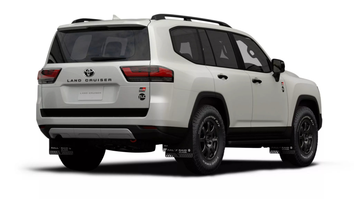 Toyota Land Cruiser Rally Raid rear