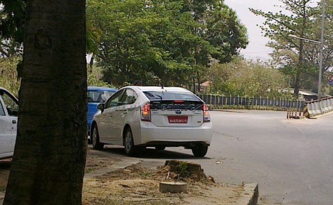 Toyota Prius Spied