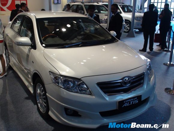 Toyota_Corolla_Altis_Expo