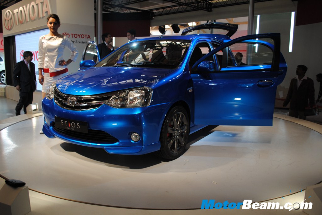 Toyota_Etios_Hatchback