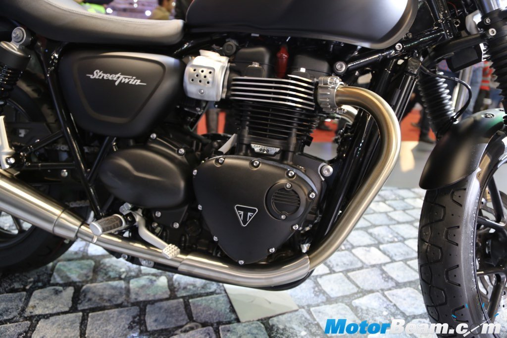 Triumph Bonneville Street Twin 6