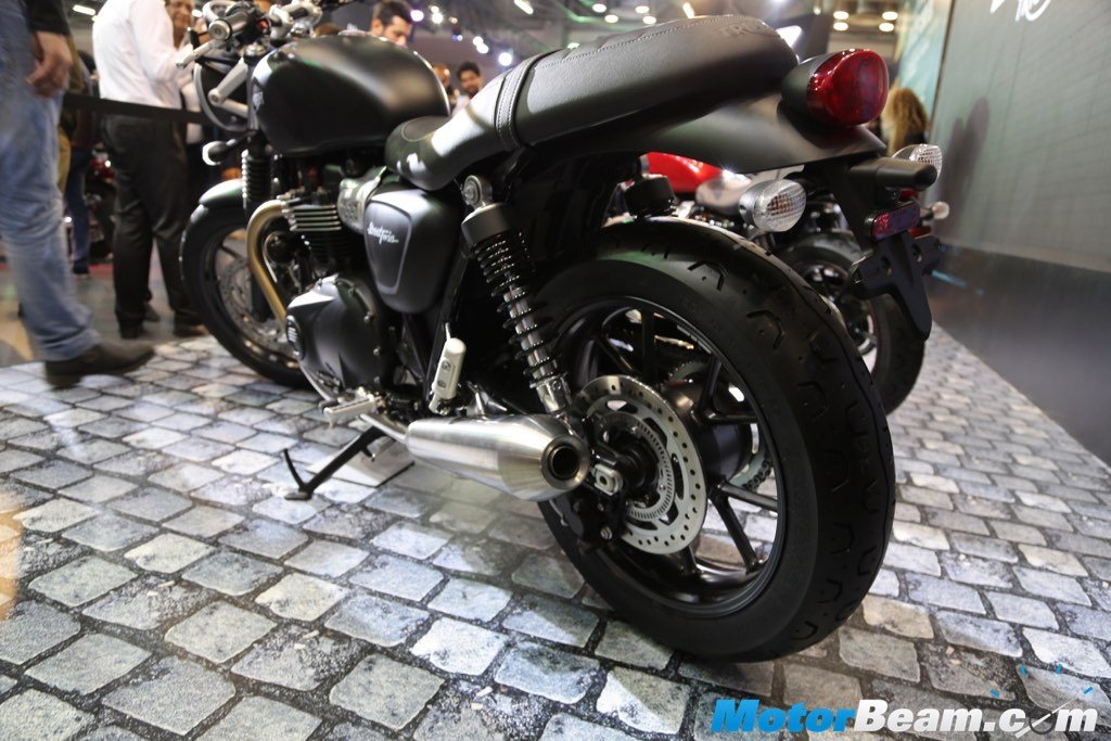 Triumph Bonneville Street Twin 9