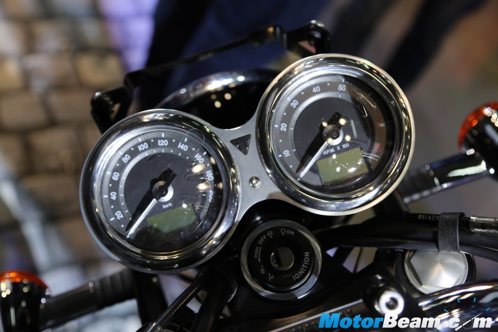 Triumph Bonneville T120 2