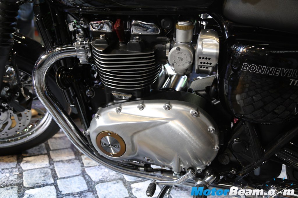 Triumph Bonneville T120 3