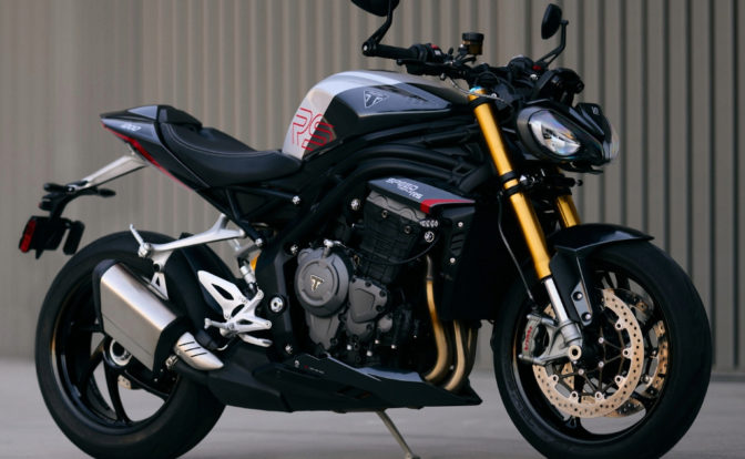 Triumph Speed Triple 1200 RS front