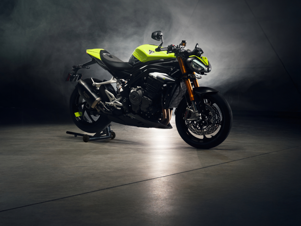 Triumph Speed Triple RX front