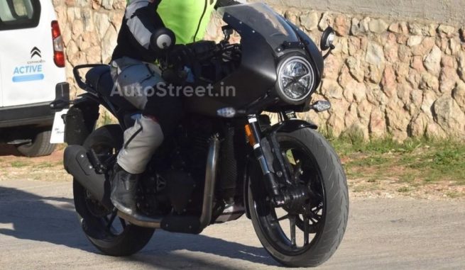 Triumph Thruxton 400 Prototype