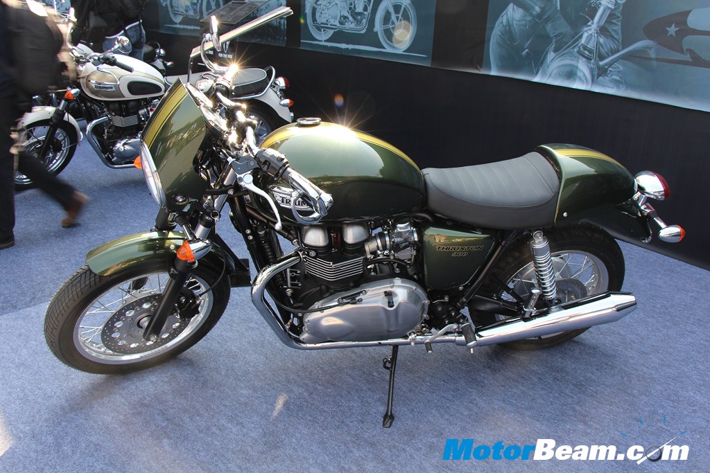 Triumph Thruxton Side