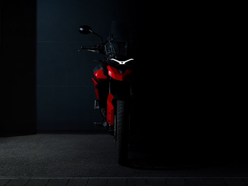 Triumph Tiger 850 Sport Teaser Front