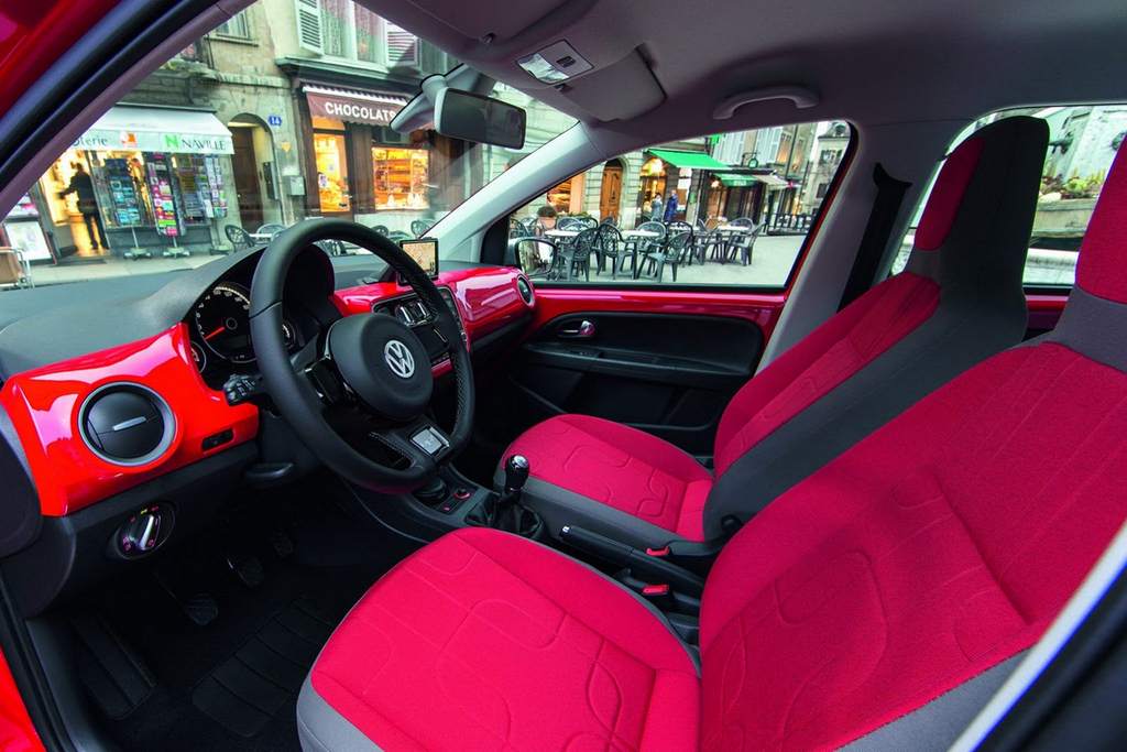 VW Cross Up! interior