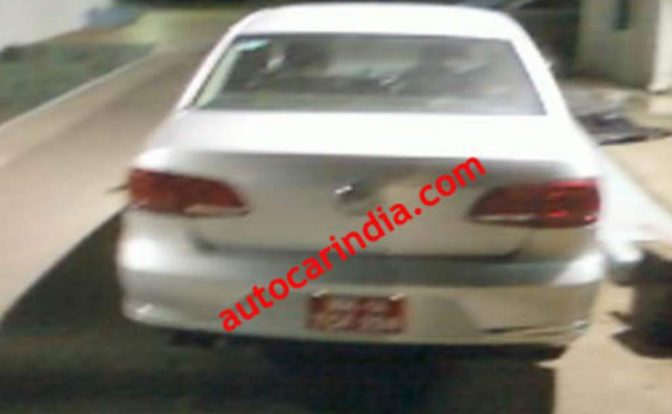 VW_Passat_Spied_India