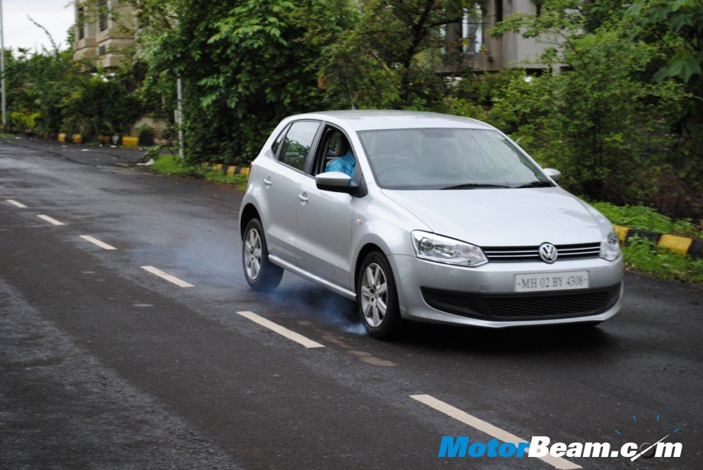 VW_Polo_Smoking_Tyres
