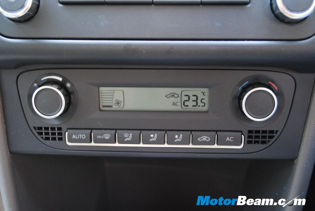 VW_Vento_AT_AC