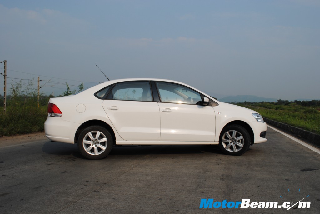 VW_Vento_AT_Exteriors_2