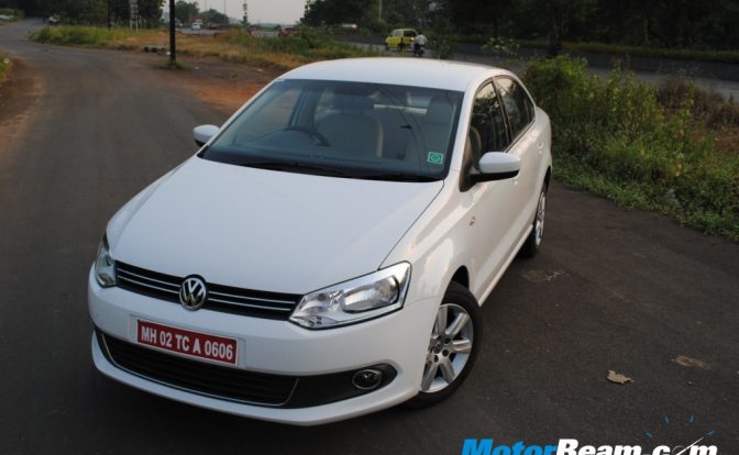 VW_Vento_AT_Front