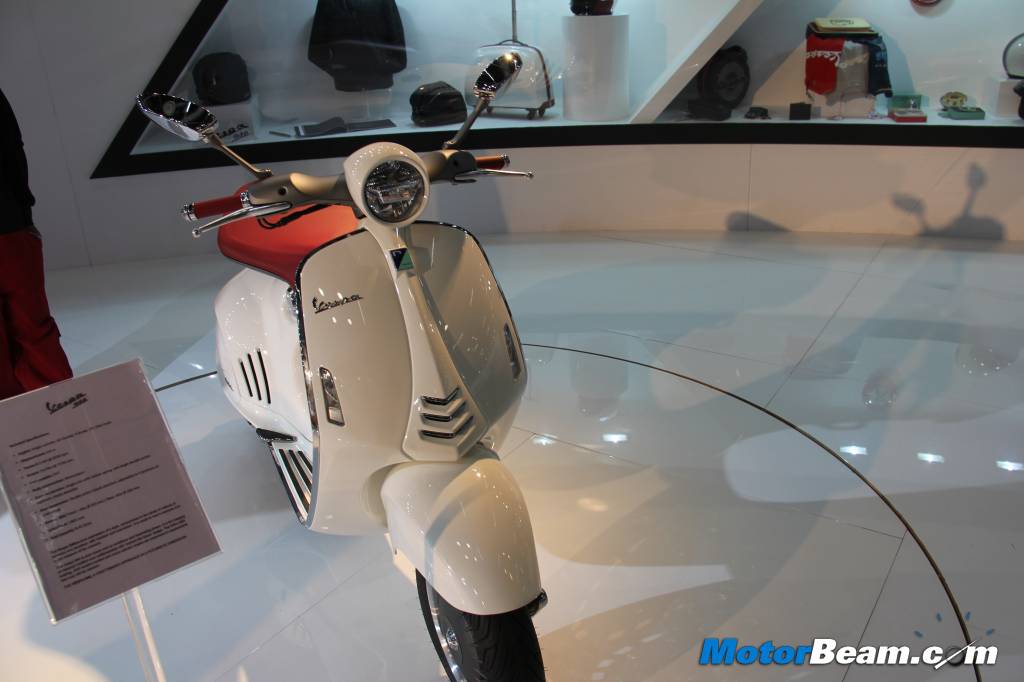 Vespa 946 Front