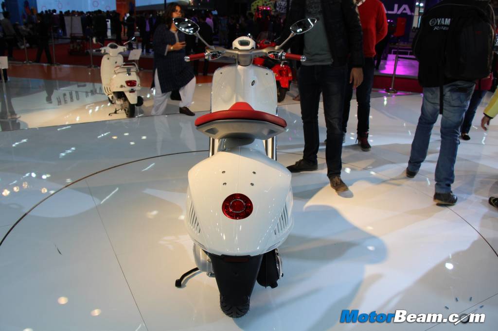 Vespa 946 Rear