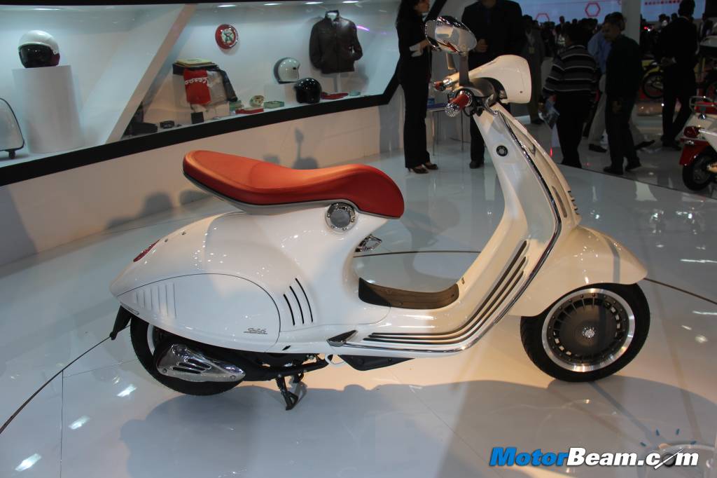 Vespa 946 Side